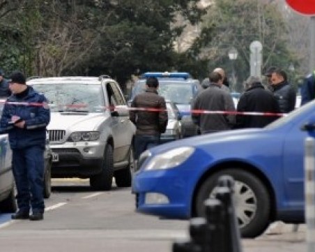 Откриха автобомила, от който е стреляно по данъчния шеф