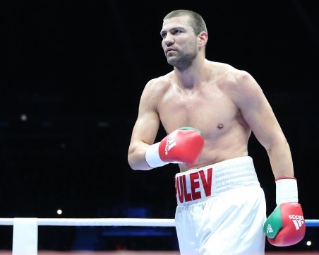 Безапелационна седма победа на Тервел Пулев на профи ринга