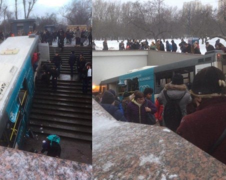 Автобус нахлу в подлез, загинаха петима