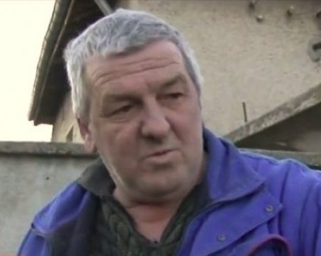 Мъжът, влачил куче с колата си, се оправдава: Предупредиха ме, че е лошо и хапе ВИДЕО