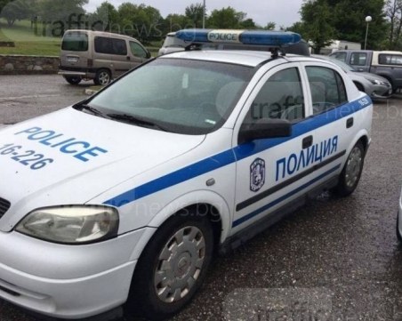 По празниците: Пиян пловдивчанин предизвика катастрофа, млада шофьорка пък се обърна в Кючука