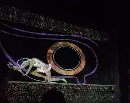 Светлинно шоу превърна Римските терми в Хисаря във вълшебен декор ВИДЕО