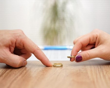 В Гърция вече ще могат да се развеждат за броени часове