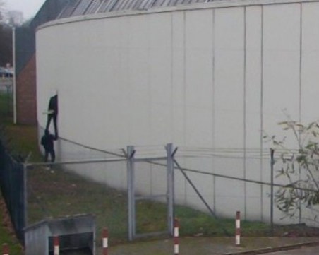 Затворници избягаха от един от най-добре охраняваните германски затвори