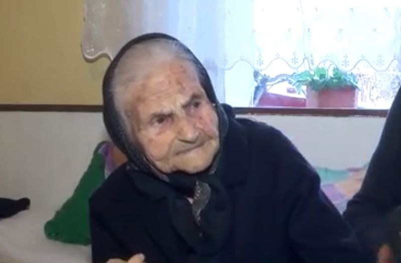 Баба Ленче ще посрещне Нова година за 103-ти път ВИДЕО