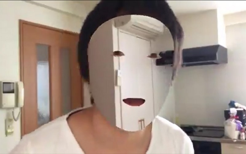 Японец стана невидим с помощта на своя iPhone X