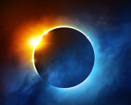 Поредица от затъмнения и три комети през 2018 година