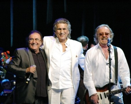 Берлускони издига Ал Бано и Тото Кутуньо за депутати