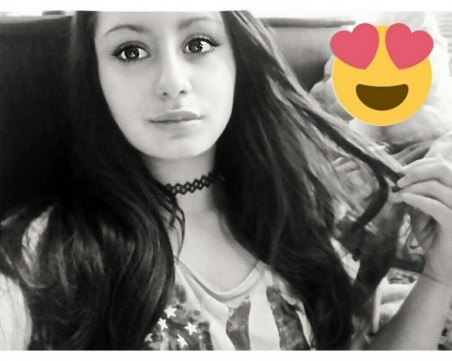 Първият учебен ден за съучениците на убитата Нанси е злокобен, някои не дойдоха СНИМКИ