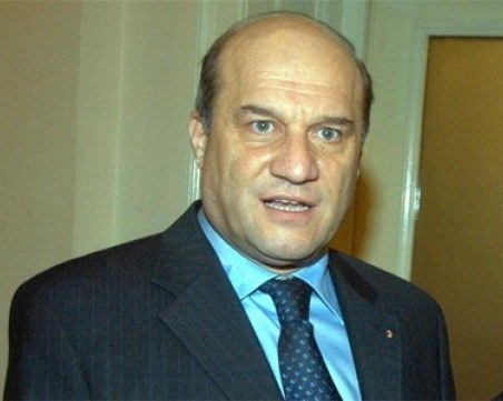 Пръв е застрелян най-силният - бащата, твърди генерал Васил Василев