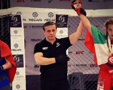 ММА боркиня се изрепчи на BG Роналдо