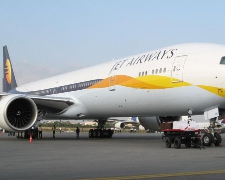 Пилоти се сбиха по време на полет, 324 пътници изтръпнаха на борда ВИДЕО