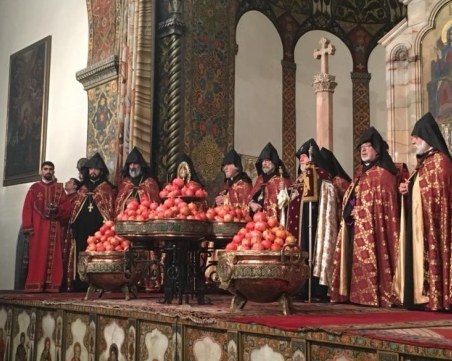 Aрменците посрещат Бъдни вечер и Коледа