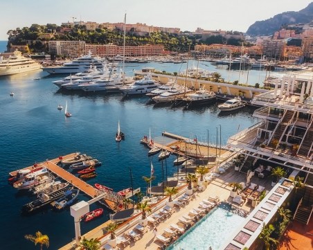 Най-богатата страна в света се разширява към морето