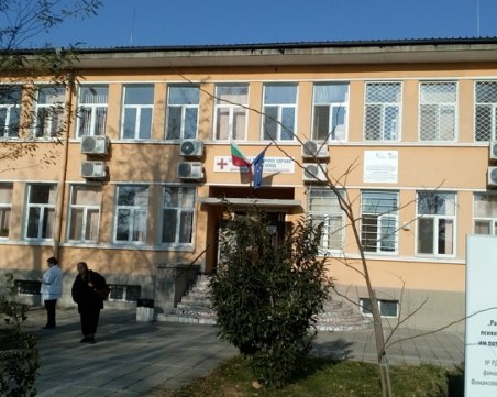 Психиатрията в Пловдив се напълни, 20 000 са с душевни разстройства под тепетата