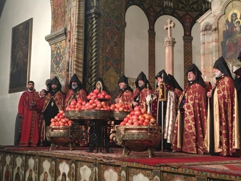 Aрменците посрещат Бъдни вечер и Коледа