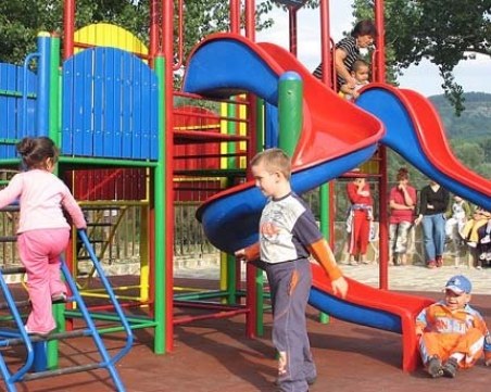 По-високи нива на радон откриха в 4 детски градини и в жилища в Смолянско