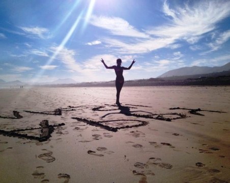 Пловдивчанката Виктория замина за ваканция на Канарите и седма година кара Коледа по джапанки