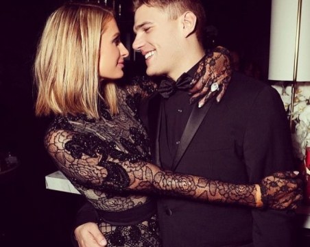 Кой плати $2 млн. за годежния пръстен на Парис Хилтън?