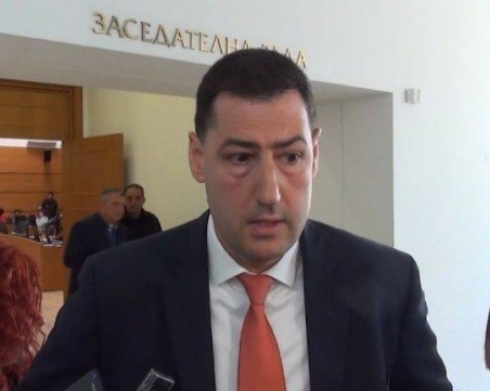 Заместниците на кмета Тотев с по-големи заплати от него