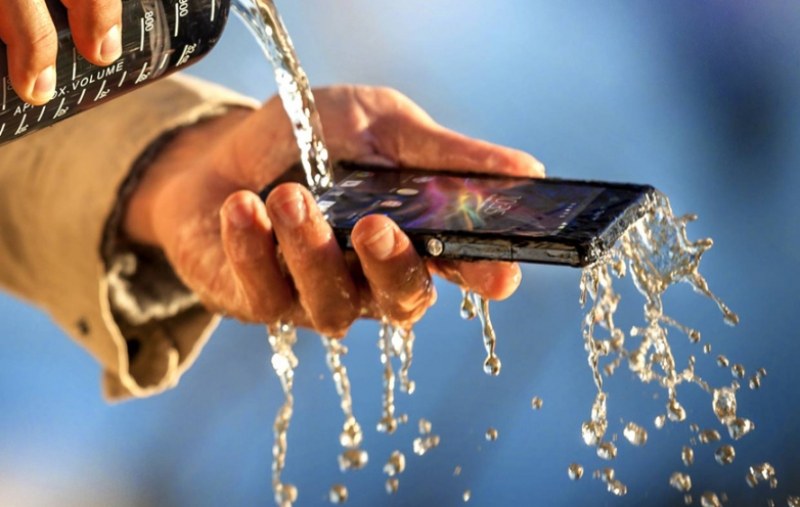Как да разберем колко водоустойчив е смартфонът ни?