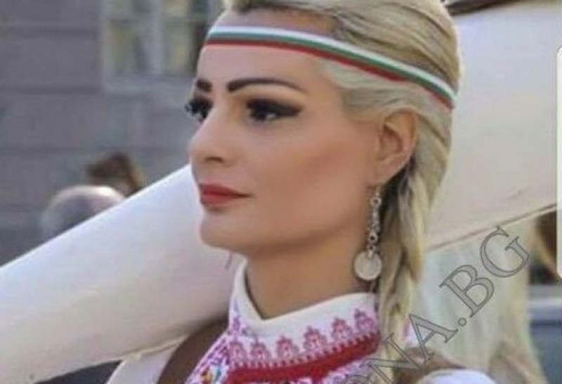 Чаровна митничарка обра овациите на кукерски фестивал