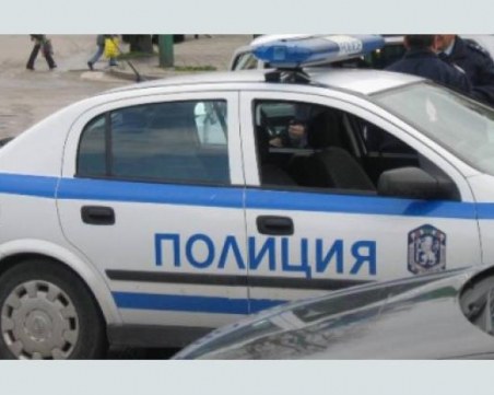 Хванат да краде пазарджиклия предложи подкуп на полицай