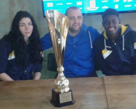 Канадката на Марица: Мусаката ви е супер! Идвам от минус 50 на плюс 15