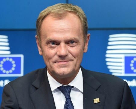 Кой написа речта на Доналд Туск, която плени сърцето на българите? ВИДЕО