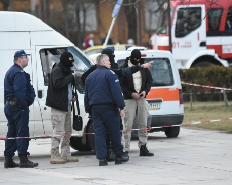 Откриха кой подлуди службите с фалшивите сигнали за бомби