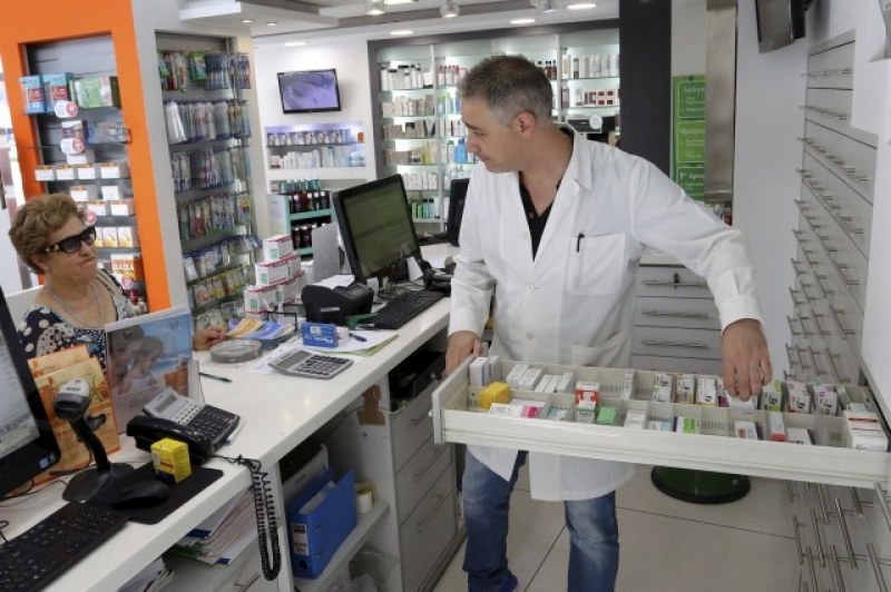 По един фармацевт на 1000 българи, аптеките у нас близо 4000