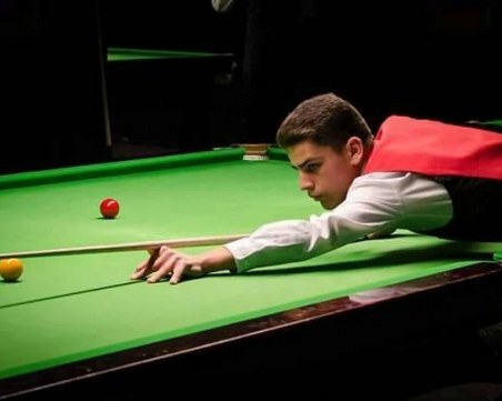 Пробив! Трима млади пловдивчани на европейско по снукър СНИМКИ