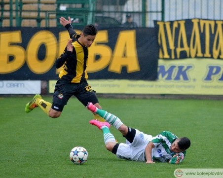Ботев праща още един младок да се обиграва във Втора лига