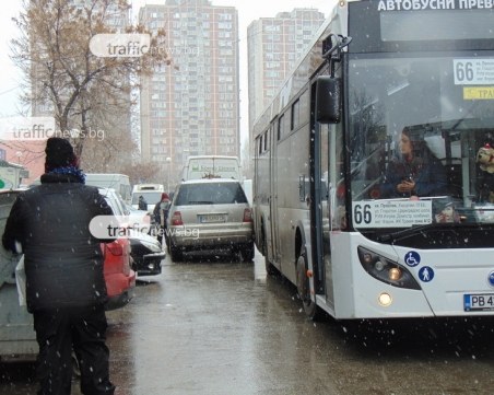 Нов инцидент с градски автобус в Пловдив, този път в “Изгрев“ ВИДЕО