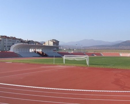 Треньор си тръгна от Локо, контролата с Хебър - в Хисаря