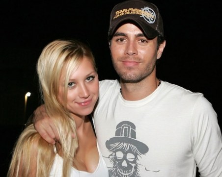 Енрике и Анна с първи снимки на близнаците СНИМКИ