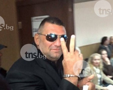 Пореден обрат! Съдът върна делото на Райфъла на прокуратурата