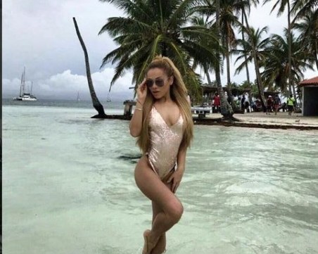 Задържаха Мис Плеймейт заради съмнения, че пренася наркотици