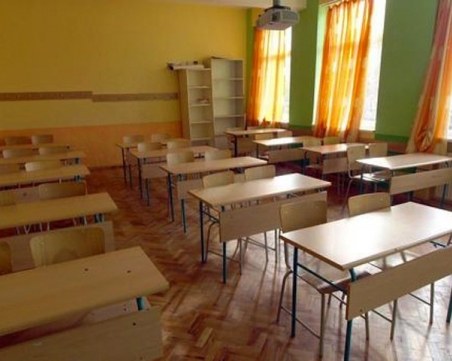 Затварят училища в Пловдивско и Смолян заради лошото време! Къде няма да се учи?