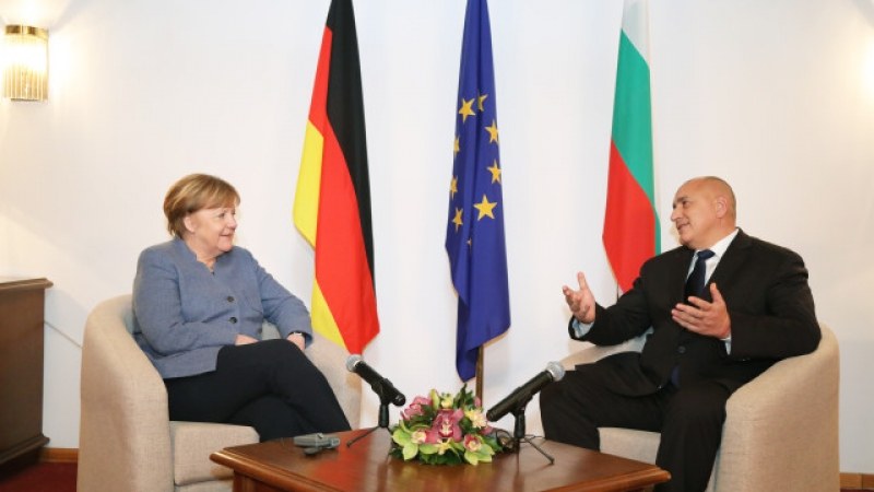 Ангела Меркел: Ще продължим да помагаме на България, следващата цел е Шенген