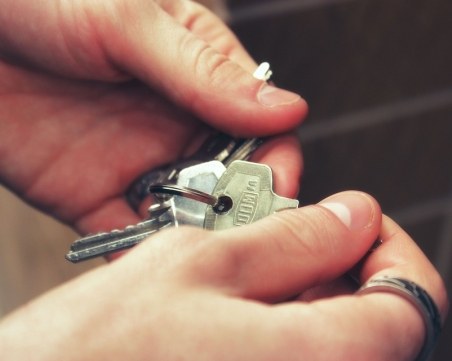 Намирали ли сте кафяв кожен калъф с ключове? Пловдивчанин ги търси!