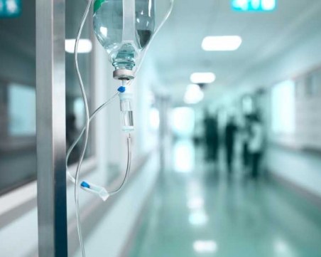 Медицинска сестра шамаросала пациентка след операция