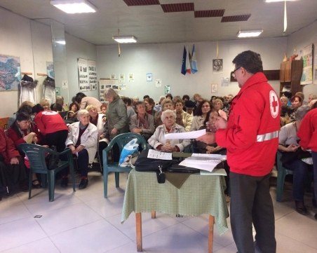 Подадоха ръка на самотните възрастни пловдивчани! Уникалният проект започва в целия град СНИМКИ