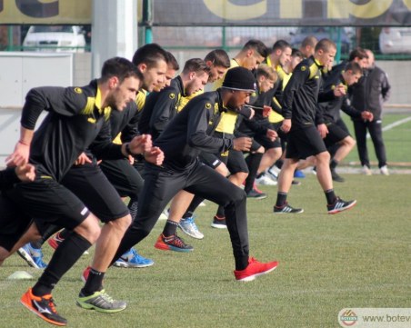 Ботев с равенство в първата си контрола в Турция