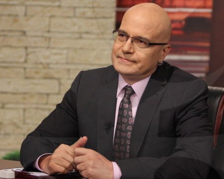 Слави Трифонов се сащиса: Откога, бе, како?, попита Корнелия Нинова