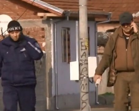 Жители на Ръжево Конаре скочиха срещу акцията на полицията, посъветваха я да търси бандитите