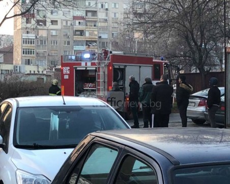 Дом за възрастни хора пламна, евакуираха 41 човека