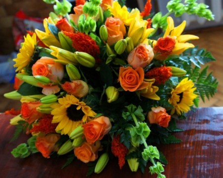 Празниците нямат край! Три красиви имена имат повод да почерпят днес