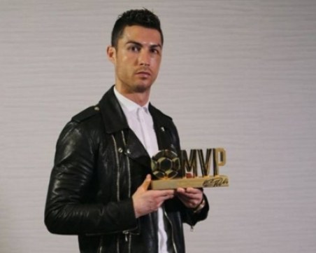 Обрат! Роналдо не иска да си тръгва от Реал