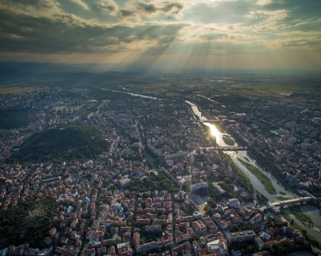 Започва затопляне! Пролетта измества зимата в Пловдив